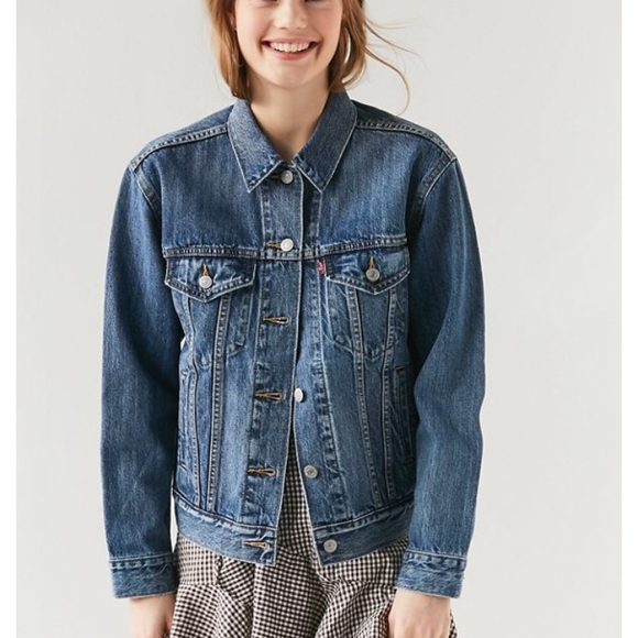 Levi's Jackets & Blazers - Levi’s Ex-Boyfriend Oversized Denim Trucker Jacket